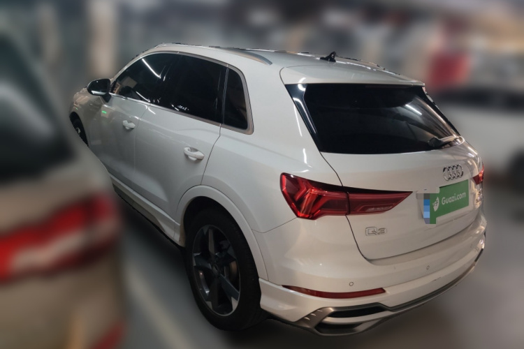 奥迪Q3 2020款 35 TFSI 时尚动感型车身外观5