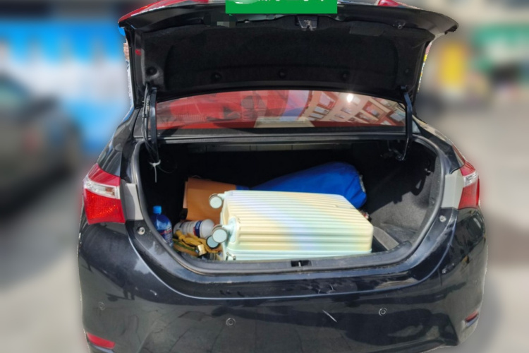 丰田 卡罗拉 2014款 1.6L CVT GL-i中控内饰23