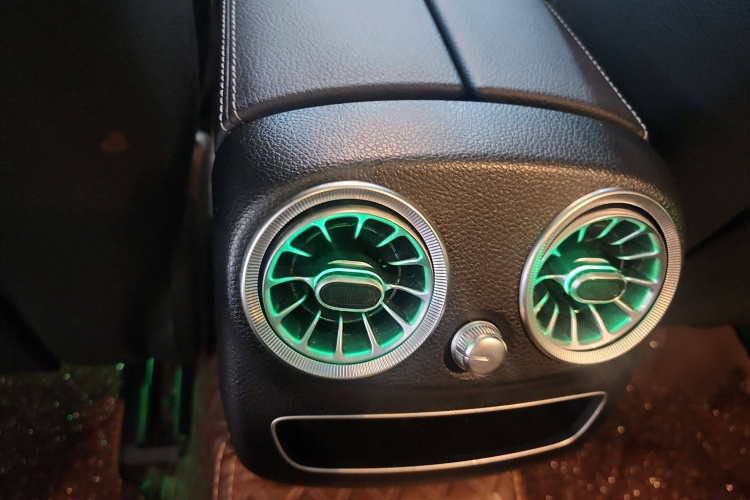 奔驰C级 2021款 C 260 L中控内饰7005