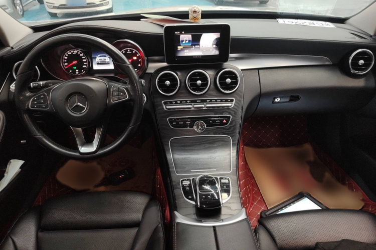 奔驰C级 2017款 改款 C 200 L 运动版局部细节18