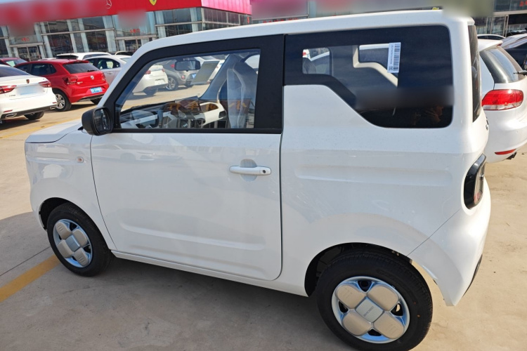 吉利银河 2024款 熊猫mini 200km 耐力熊车身外观6003