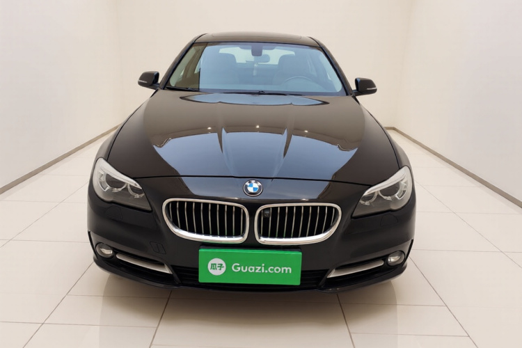 宝马5系 2017款 520Li 典雅型车身外观2