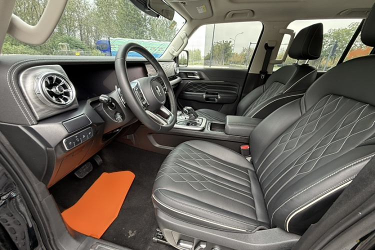 坦克300 2023款 越野版 2.0T 挑战者局部细节41