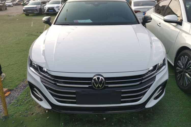 一汽-大众CC 2021款 380TSI 夺目版车身外观2