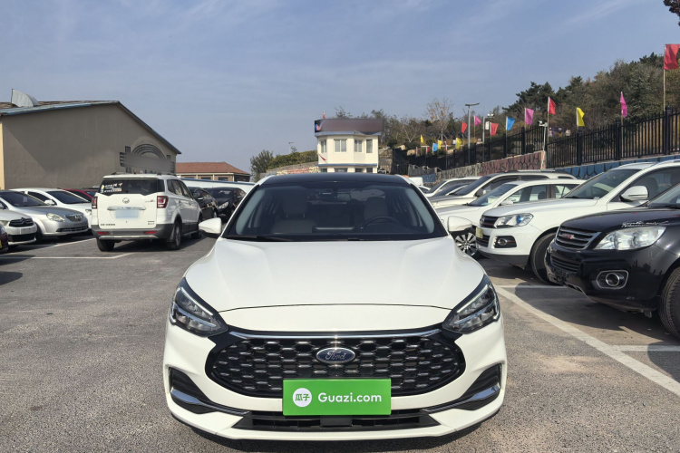 福特 福克斯 2021款 三厢 EcoBoost 180 自动锋潮型车身外观6002