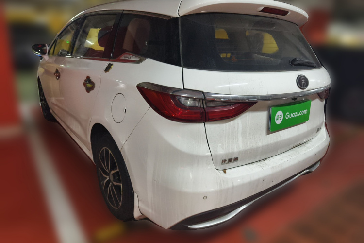 比亚迪 宋MAX 2018款 1.5T 自动智联尊享型 6座车身外观5