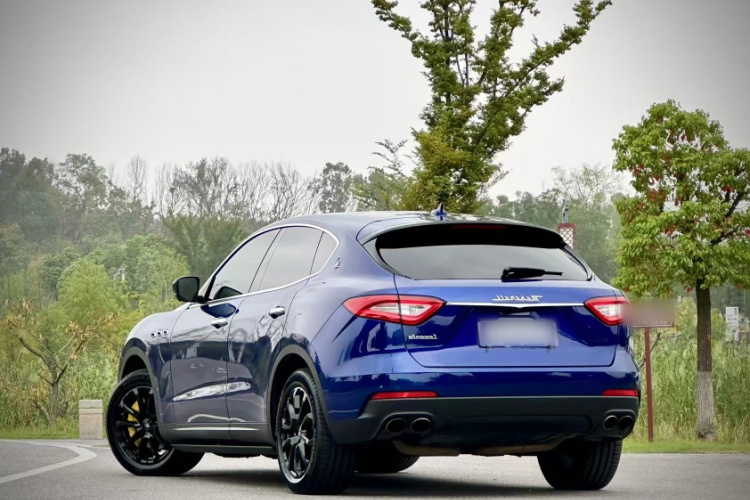 玛莎拉蒂 Levante 2016款 3.0T 标准型车身外观6001