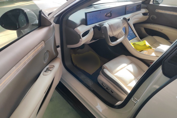 智己汽车 智己L6 2025款 Ultra中控内饰20