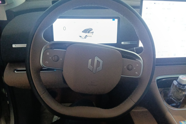 零跑汽车 零跑C11 2026款 增程 300激光雷达智尊版中控内饰13