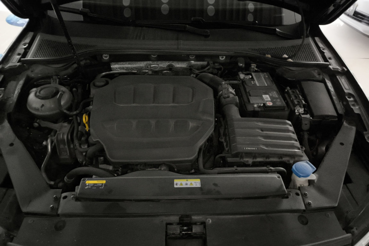 大众 迈腾 2023款 200万辆纪念版 330TSI DSG豪华型局部细节24