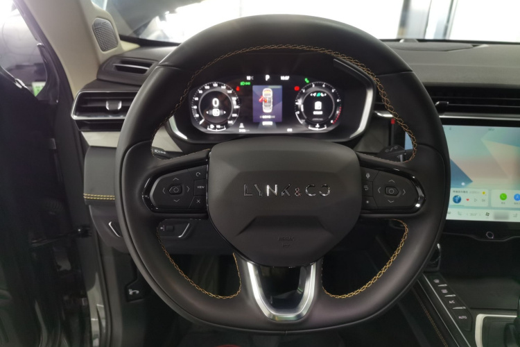 领克01 2024款 2.0TD 两驱全球Pro局部细节13