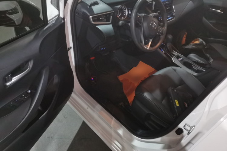 丰田 卡罗拉 2021款 1.2T S-CVT精英PLUS版中控内饰20