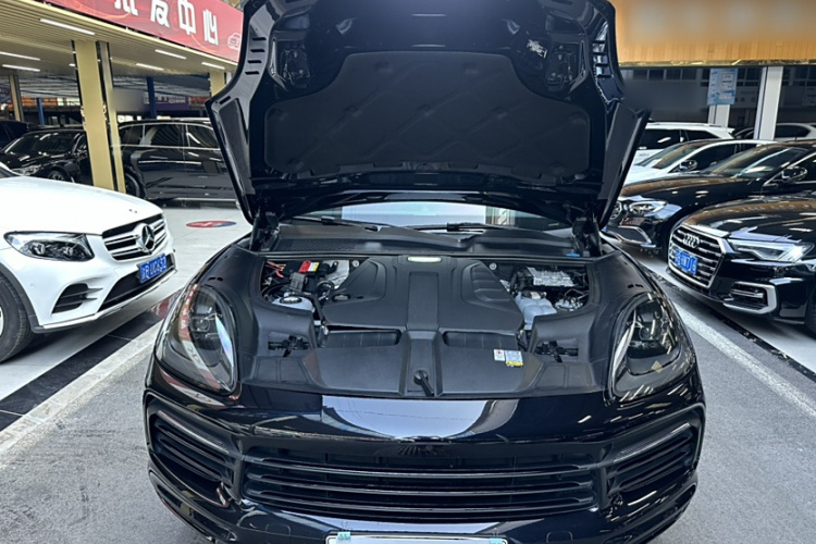 保时捷 Cayenne新能源 2021款 Cayenne E-Hybrid 2.0T局部细节24