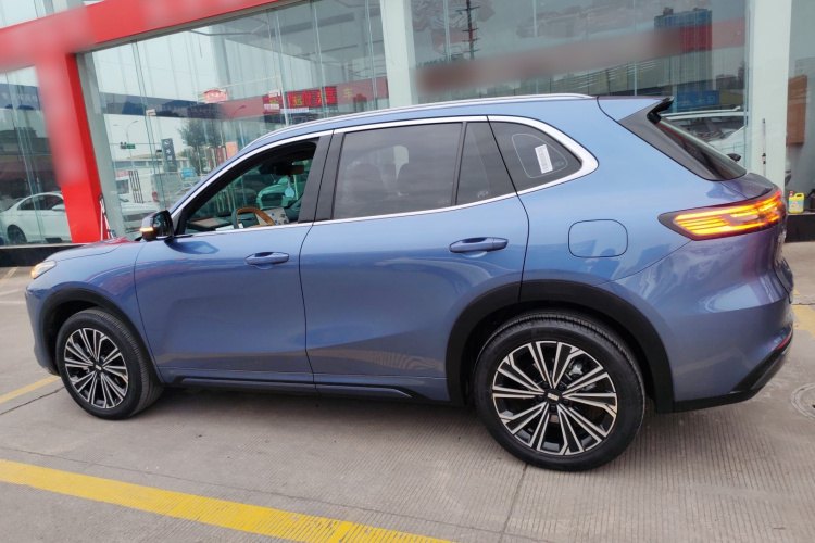 吉利银河 银河星舰7 EM-i 2025款 120km 领航版车身外观4