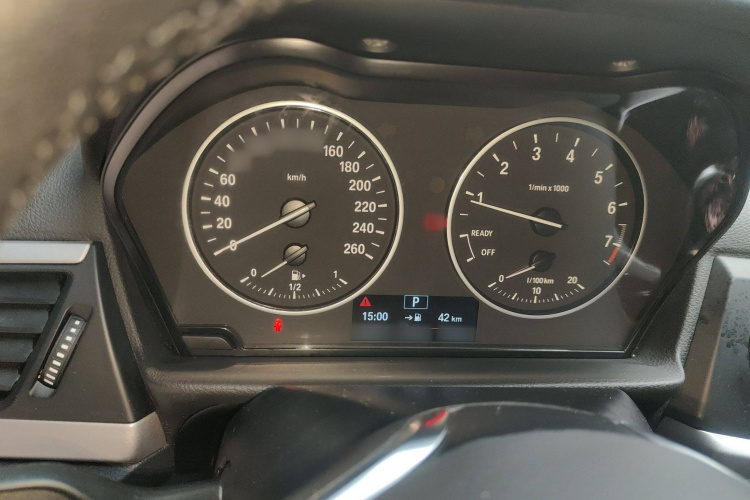 宝马1系 2017款 118i 时尚型局部细节14