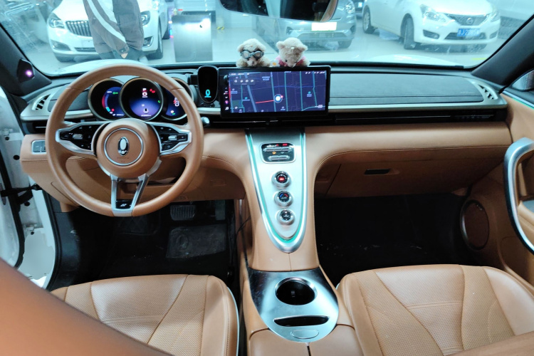 欧拉闪电猫 2022款 555km 尊贵版中控内饰7002