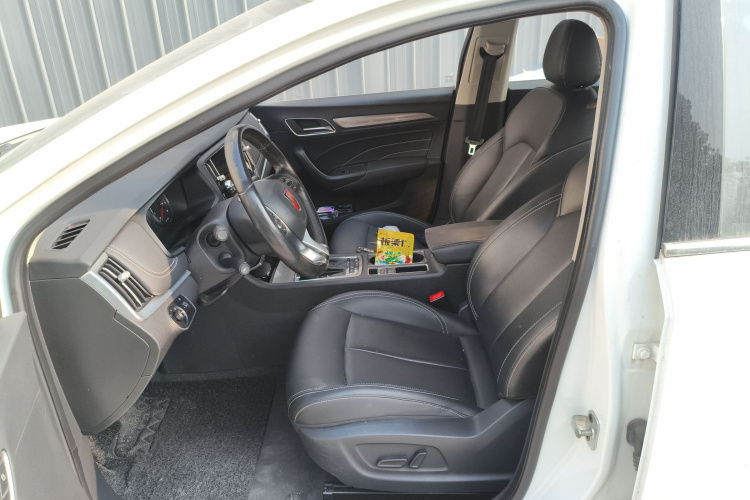 荣威i6 2017款 20T 自动互联网智享版中控内饰19