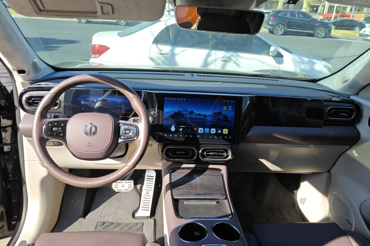 零跑汽车 零跑C11 2023款 增程 285智享版中控内饰12