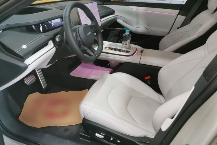 小米汽车 小米SU7 2024款 四驱超长续航高阶智驾Max版局部细节19