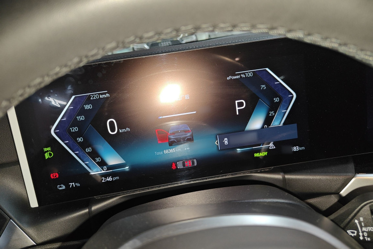 宝马i3 2022款 eDrive 35 L局部细节14