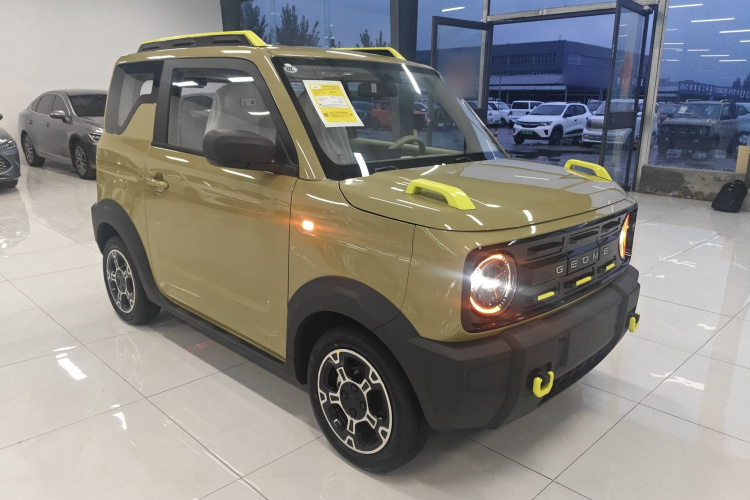 吉利银河 2025款 210km 熊猫骑士车身外观3