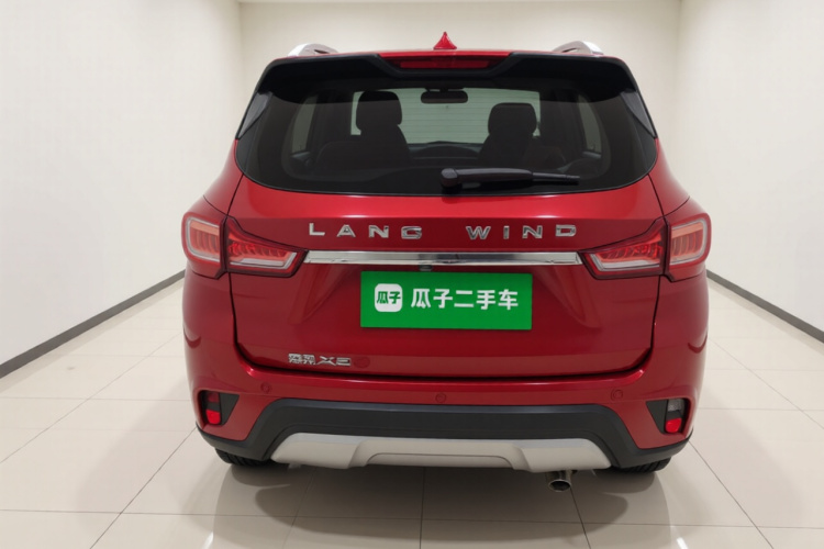 陆风X2 2017款 1.6L 手动精英版车身外观6