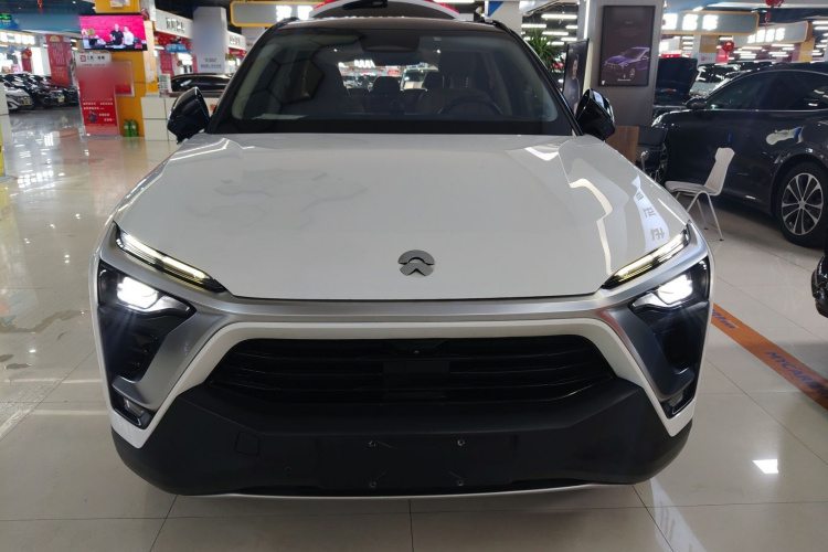 蔚来ES8 2018款 355KM 基准版 七座版车身外观6001