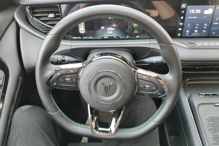 岚图汽车 岚图FREE 2025款 318 318km 后驱环游版局部细节13