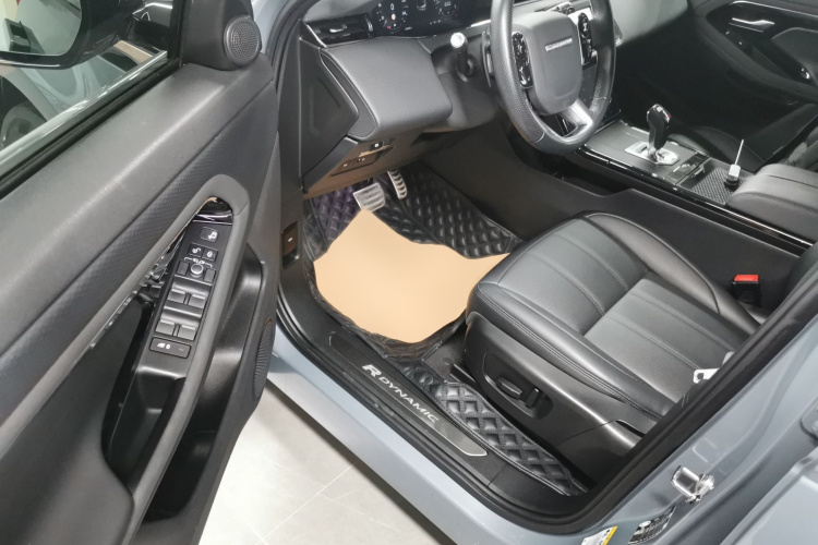 路虎 揽胜极光 2020款 249PS R-DYNAMIC S 运动版中控内饰7003