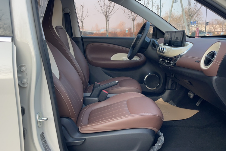 五菱汽车 五菱缤果 2023款 203km 舒享款局部细节41