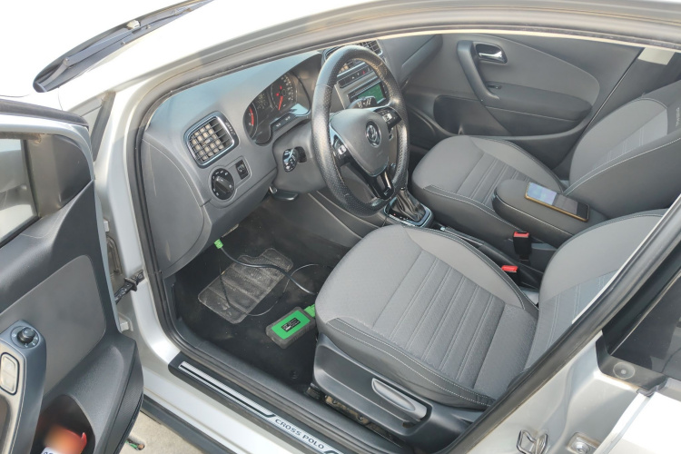 大众 2014款 1.6L Cross Polo 自动中控内饰20