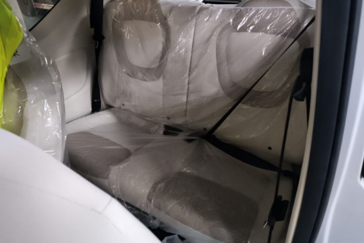 五菱汽车 宏光MINIEV 2024款 第三代 215km 青春版中控内饰21