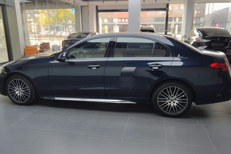 奔驰C级 2022款 改款 C 260 L 运动版车身外观6003