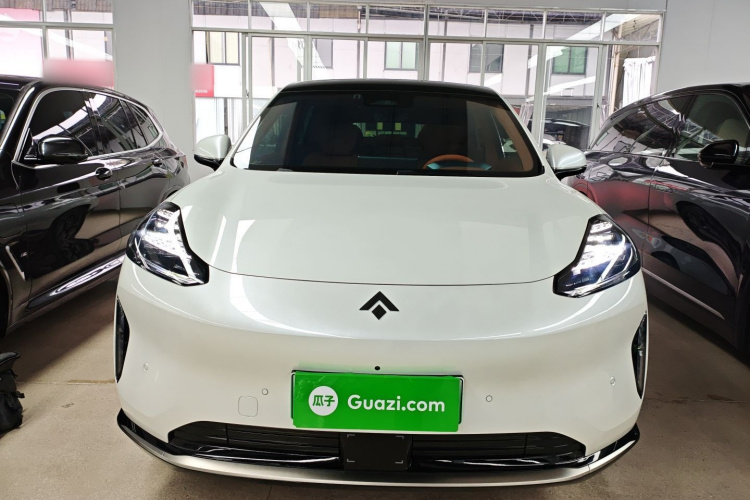 昊铂HT 2024款 670高阶智驾版车身外观2