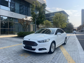 福特 蒙迪欧 2013款 2.0L GTDi200时尚型