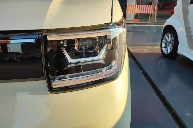 五菱汽车 宏光MINIEV 2022款 GAMEBOY 200km 玩咖款 磷酸铁锂局部细节36