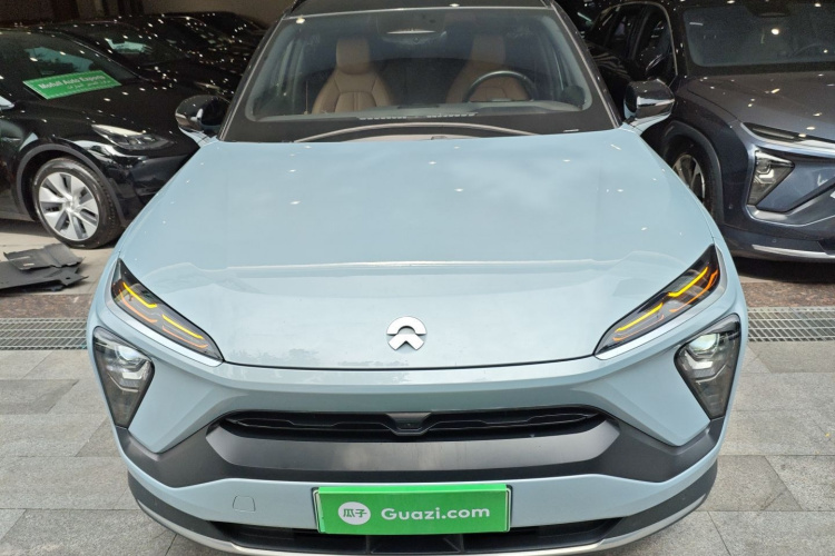 蔚来ES6 2020款 600KM 运动版车身外观2