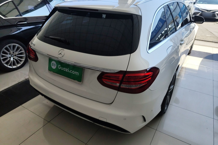 奔驰C级(进口) 2018款 C 200 旅行轿车车身外观7