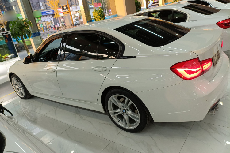 宝马3系 2018款 320Li 领先型M运动套装车身外观6003
