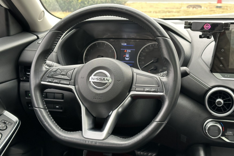 日产 轩逸 2021款 1.6L XL CVT悦享版中控内饰7004