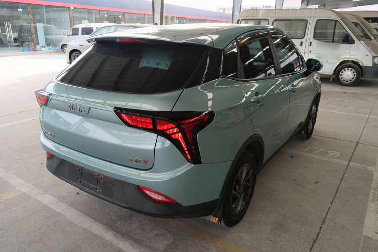 哪吒汽车 哪吒V 2021款 标准续航娱乐版升级型车身外观7