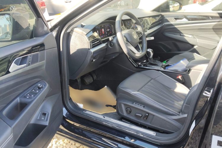 大众 帕萨特 2024款 380TSI 龙耀版中控内饰20