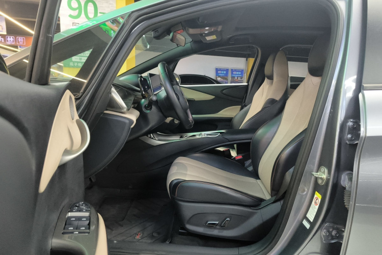 比亚迪 海豚 2023款 420km 时尚版中控内饰7003