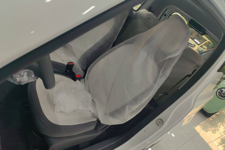 吉利汽车 熊猫 2025款 210km 元气熊局部细节19