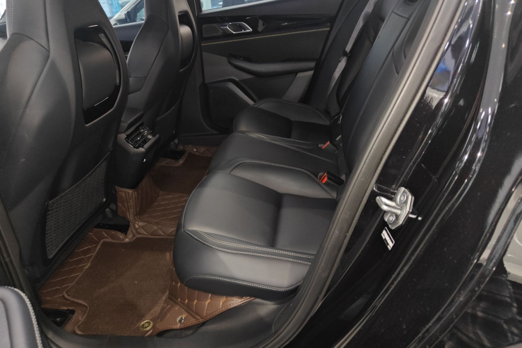 领克03 2023款 1.5TD DCT劲Plus中控内饰21