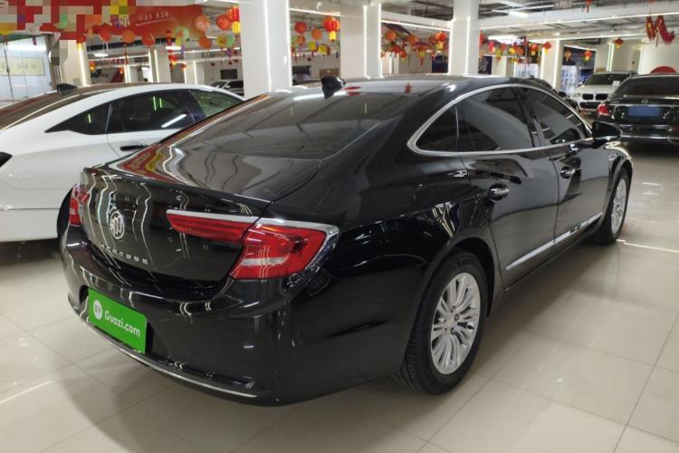 别克 君越 2018款 20T 精英型车身外观7