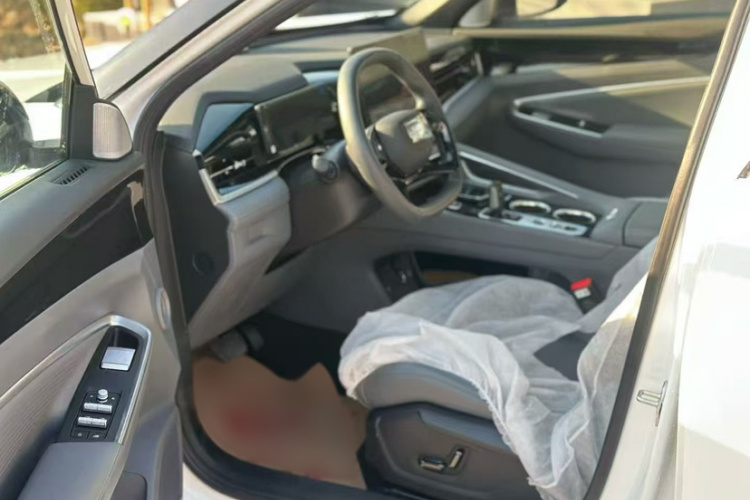 吉利汽车 博越 2026款 1.5TD 向往中控内饰7004