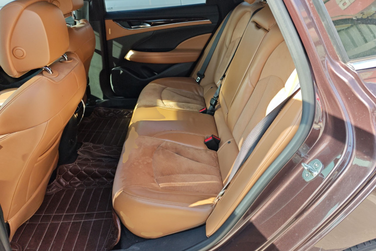 别克 君越 2016款 20T 豪华型中控内饰7004