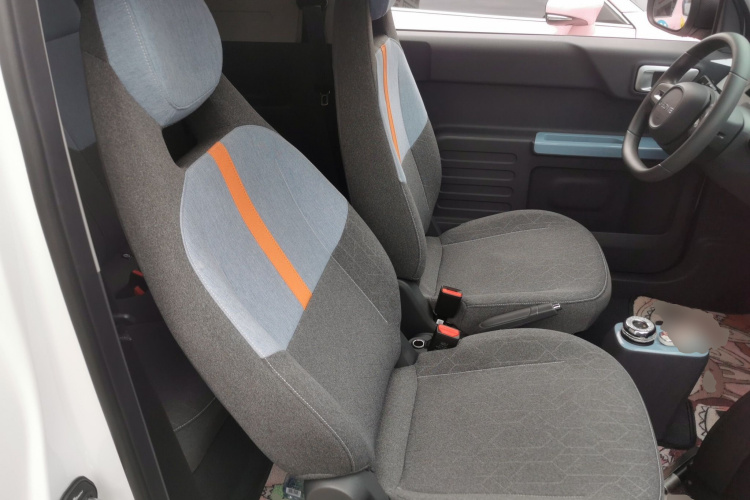 吉利银河 2024款 熊猫mini 200km 耐力熊局部细节41