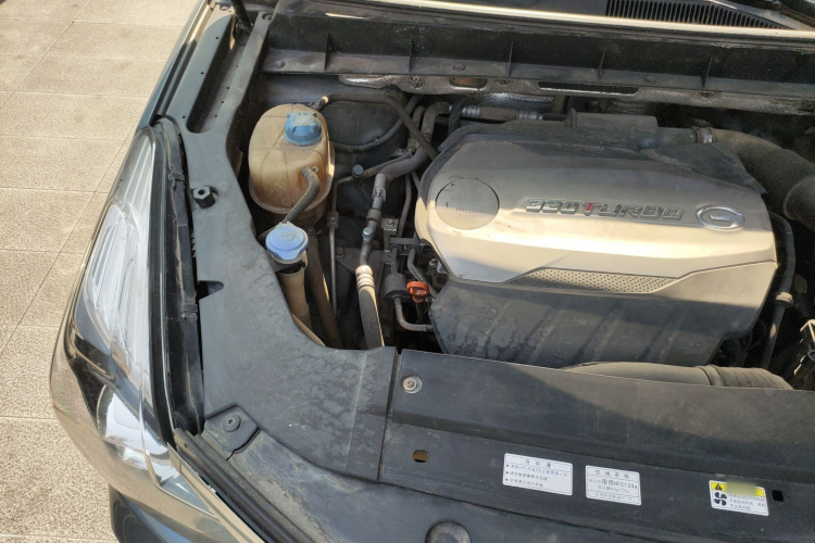 广汽传祺 传祺GS8 2017款 320T 两驱豪华智联版（七座）局部细节9006